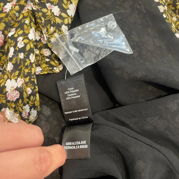 ASTR Ruched Mini Dress - Picture 15 of 16